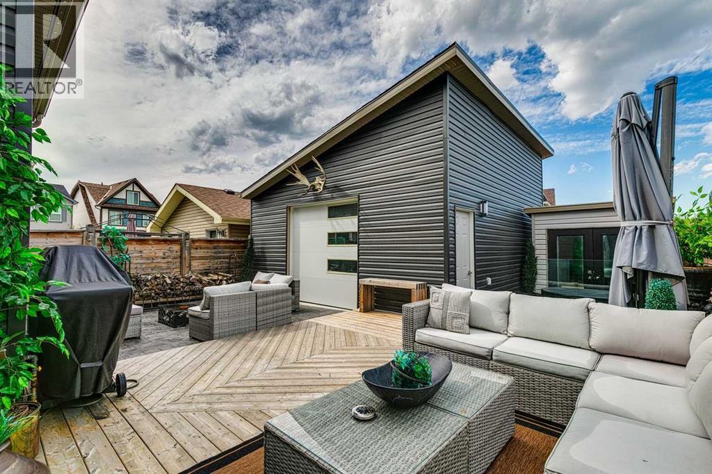 Photo 16 of 205 Copperpond Parade Se, Calgary AB
