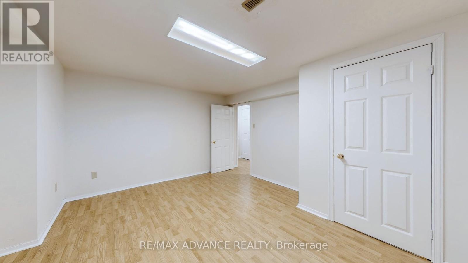 Photo 11 of Lower 49 Havenview Road, Toronto ON