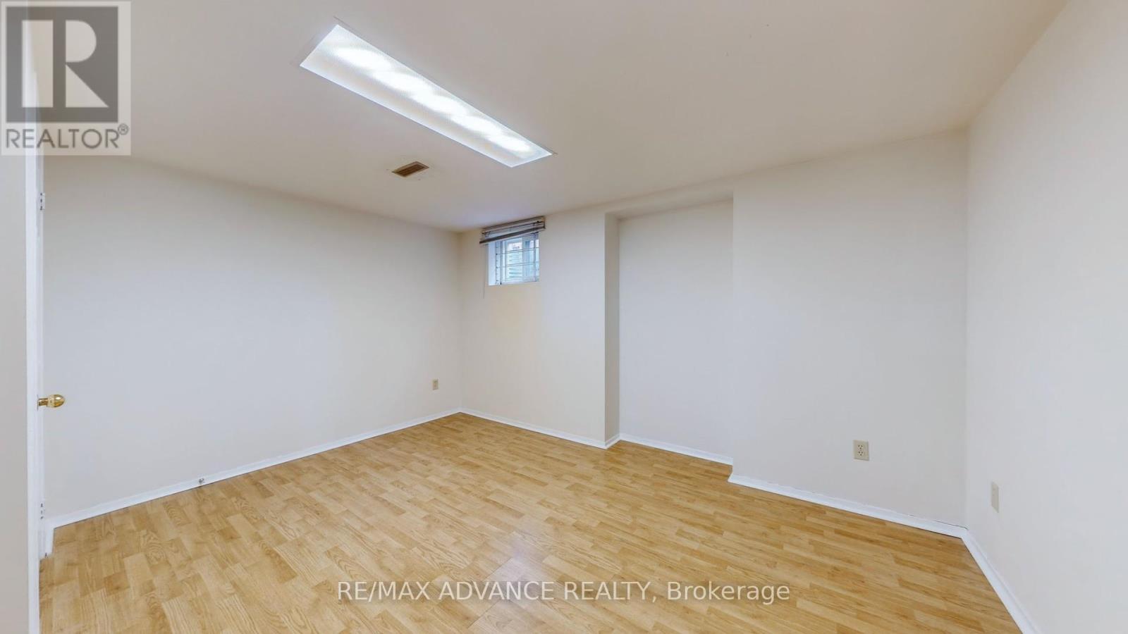 Photo 13 of Lower 49 Havenview Road, Toronto ON
