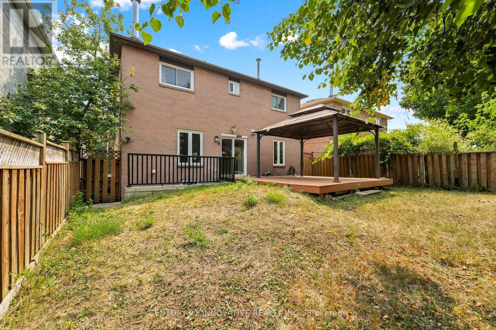Photo 1 of 10 Blake Court, Ajax ON
