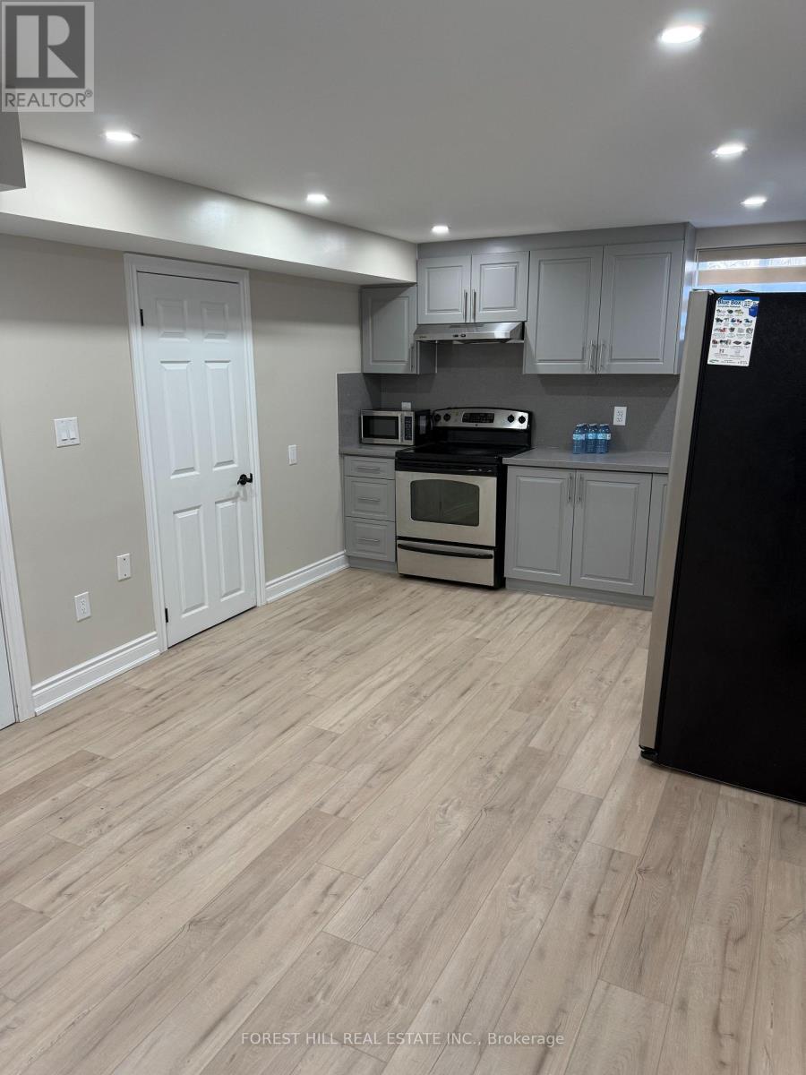 Photo 6 of 995 Dice Way, Milton ON