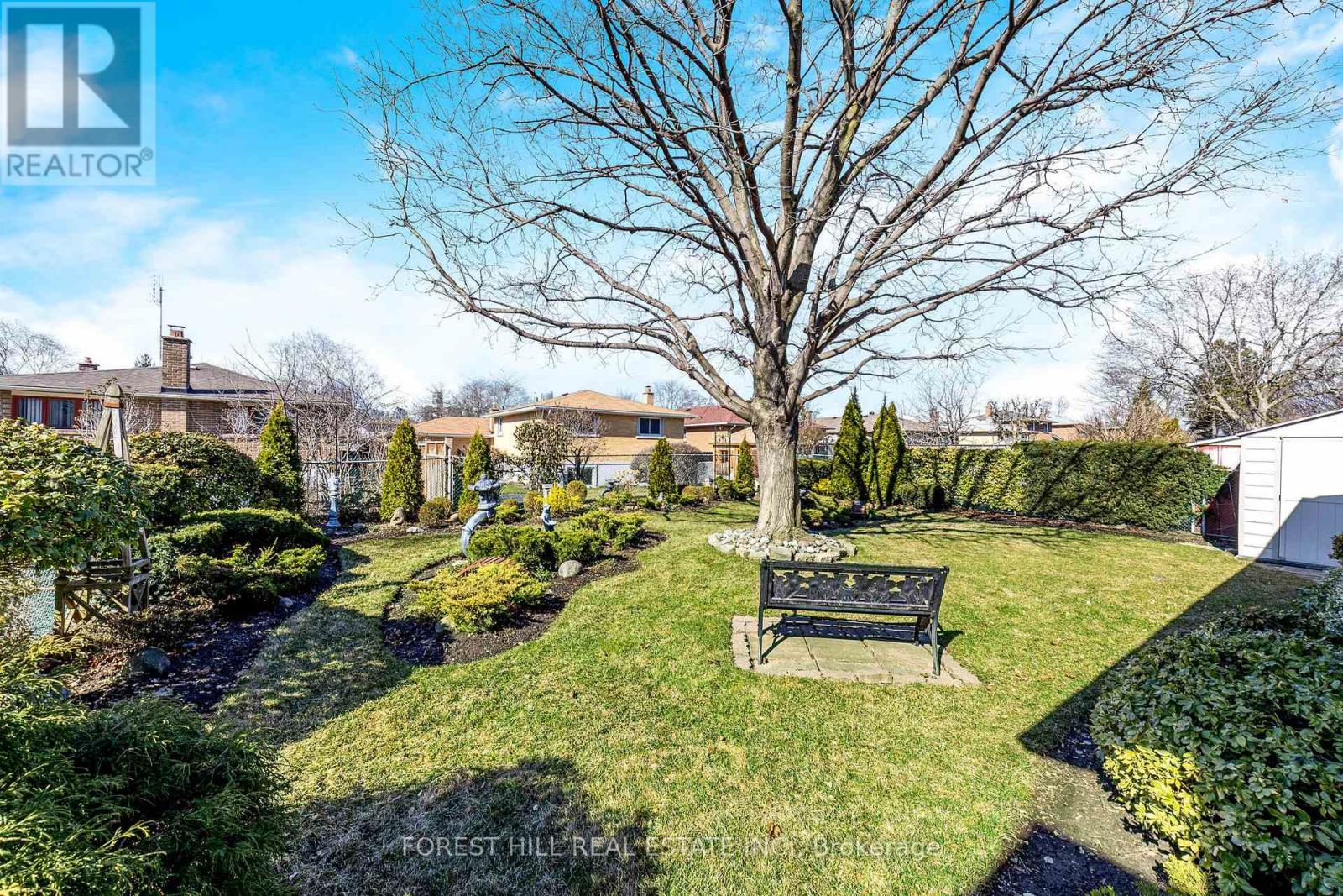 Photo 26 of 3441 Charmaine Heights, Mississauga ON
