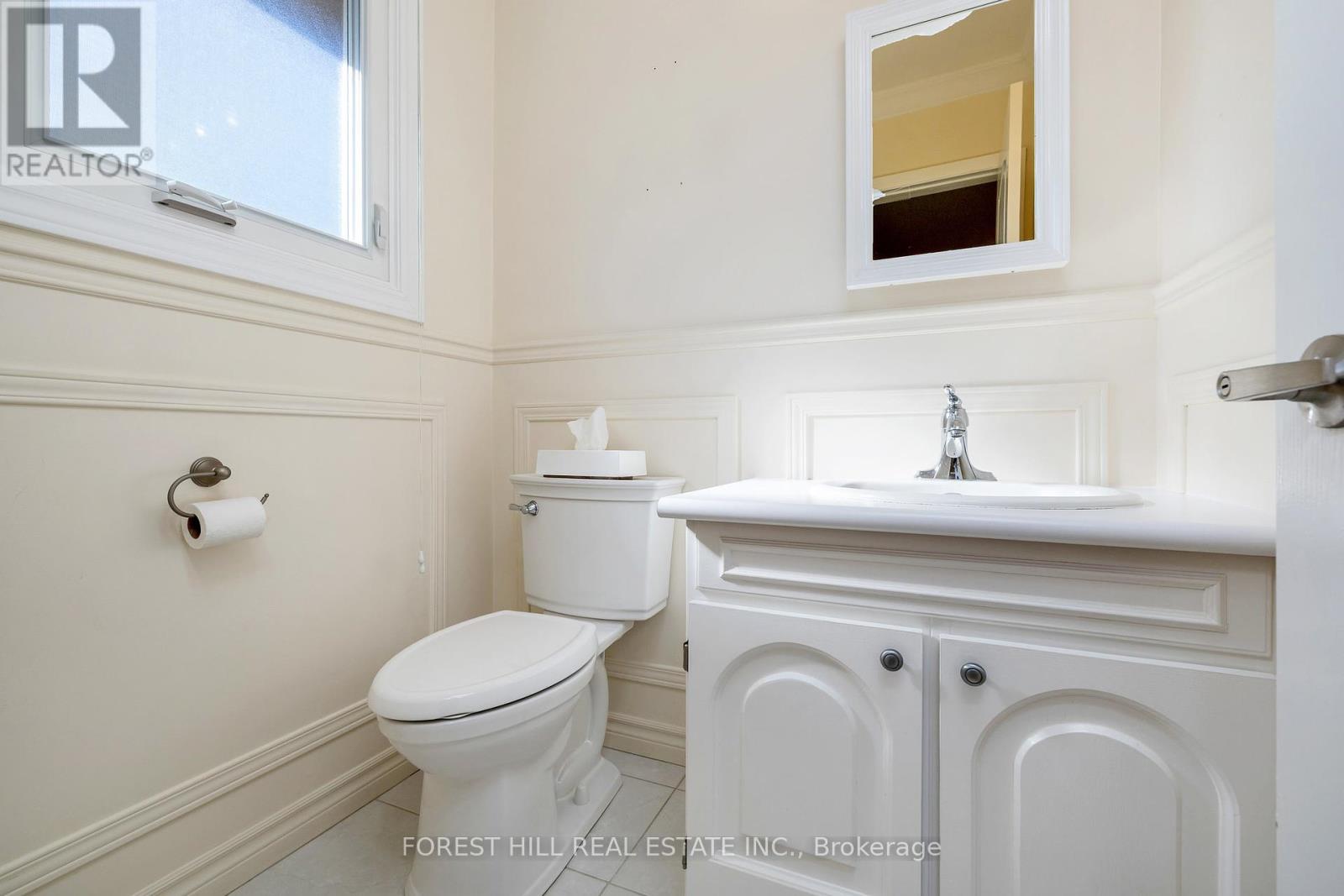 Photo 47 of 3441 Charmaine Heights, Mississauga ON