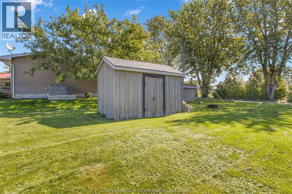 Photo 39 of 19255 Lower Thames Lane, Lighthouse Cove ON