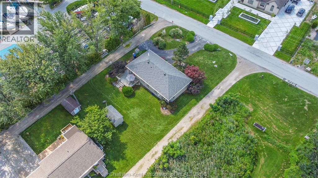 Photo 40 of 19255 Lower Thames Lane, Lighthouse Cove ON