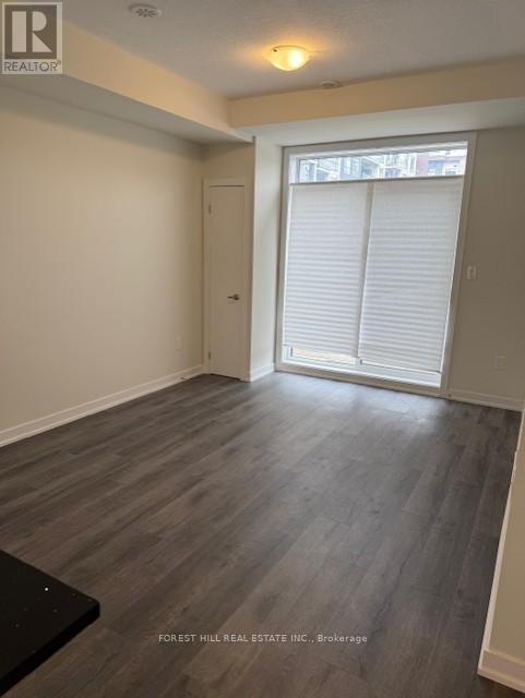 Photo 14 of 9 590 North Service Road, Hamilton ON