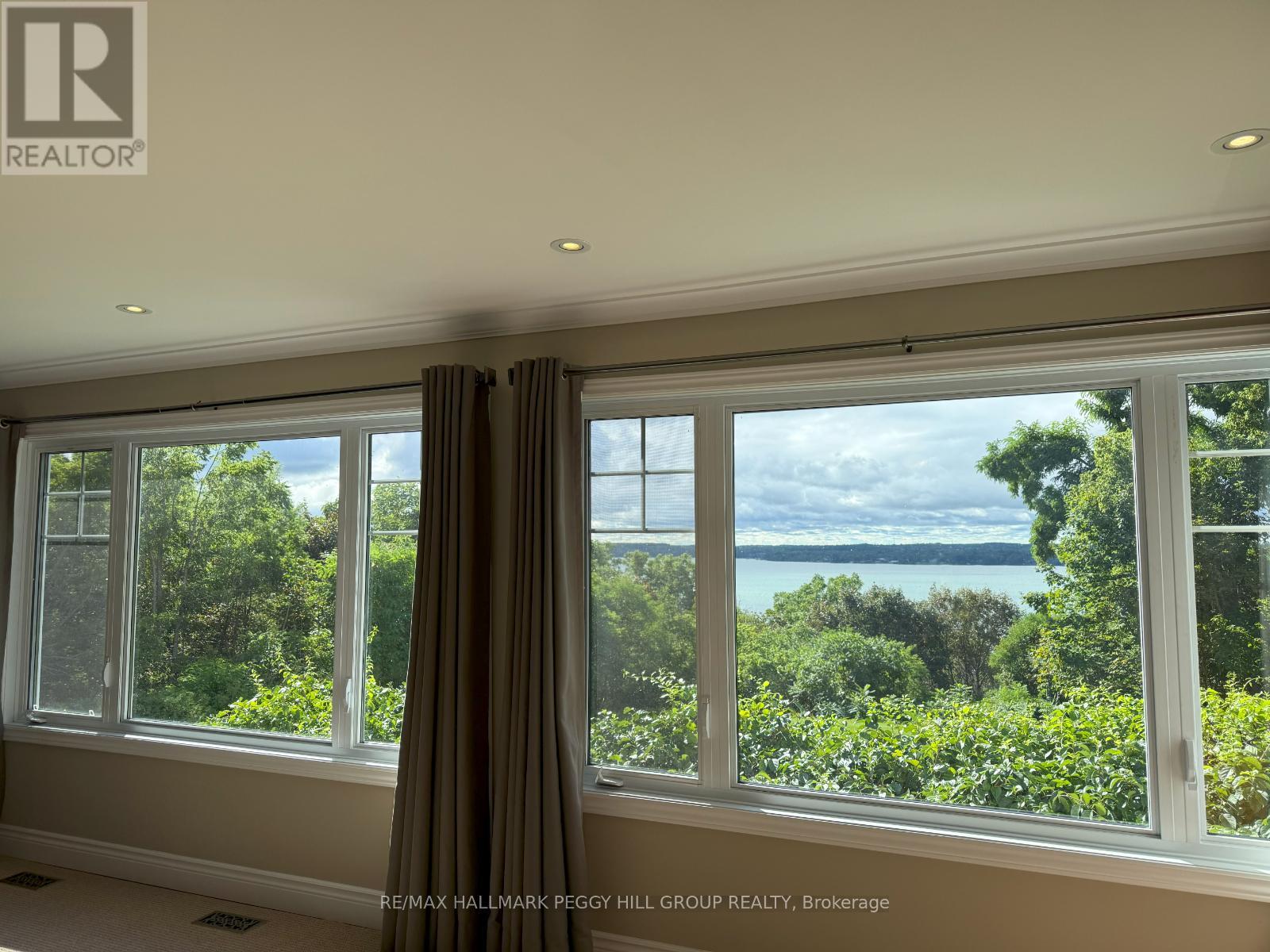 Photo 21 of 150 Collingwood Street, Barrie ON