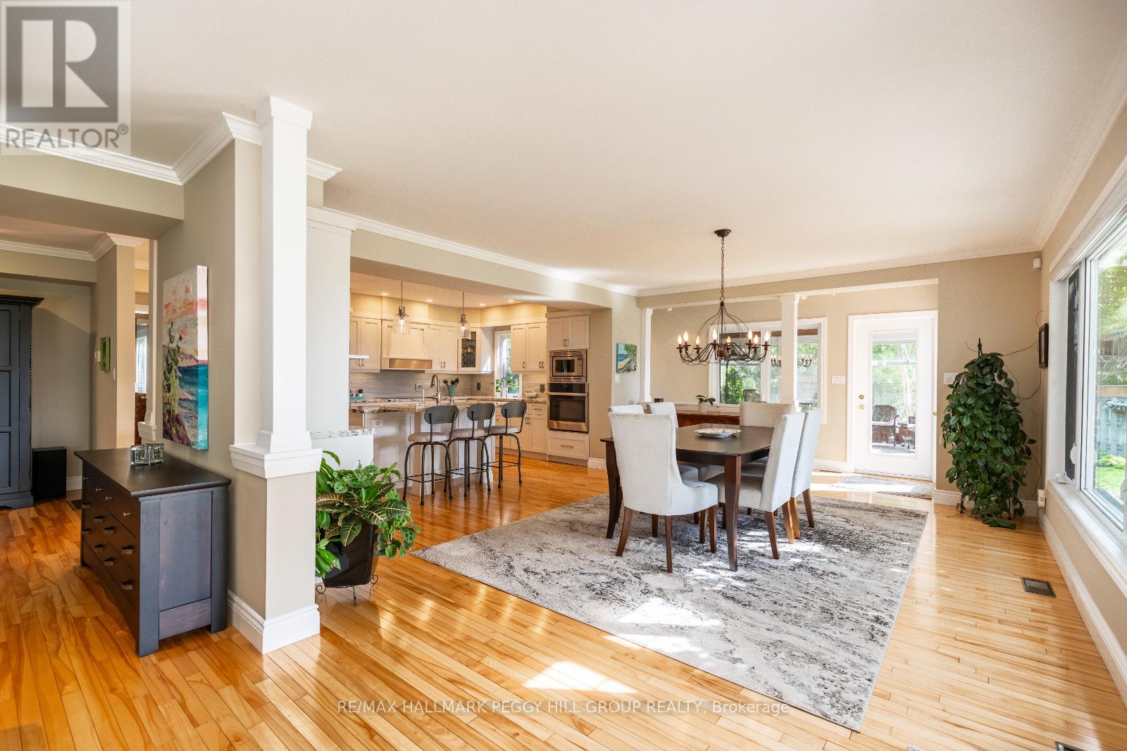 Photo 11 of 150 Collingwood Street, Barrie ON