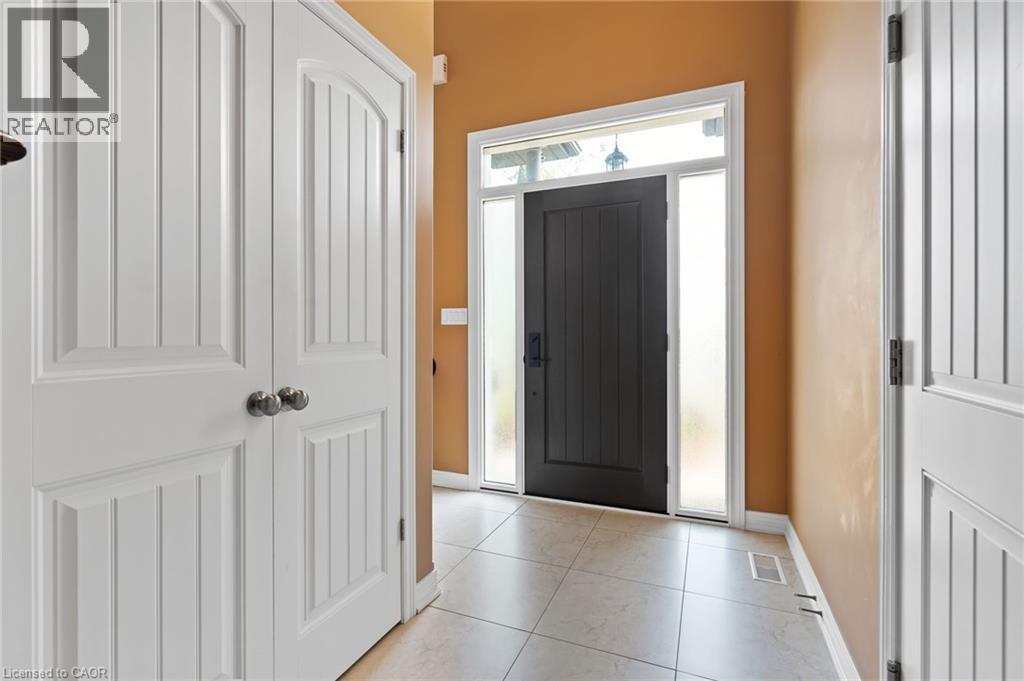 Photo 8 of 614 Quaker Road, Welland ON