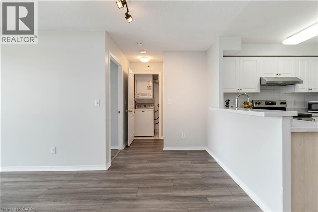 Photo 3 of 2565 Erin Centre Boulevard Unit 1213, Mississauga ON