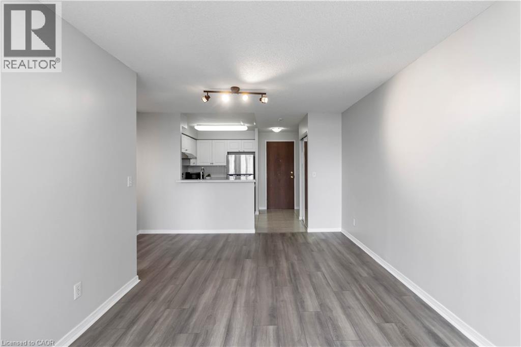 Photo 1 of 2565 Erin Centre Boulevard Unit 1213, Mississauga ON