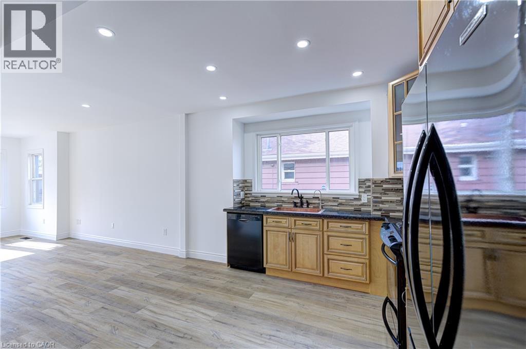 Photo 35 of 49 Harmony Avenue, Hamilton ON