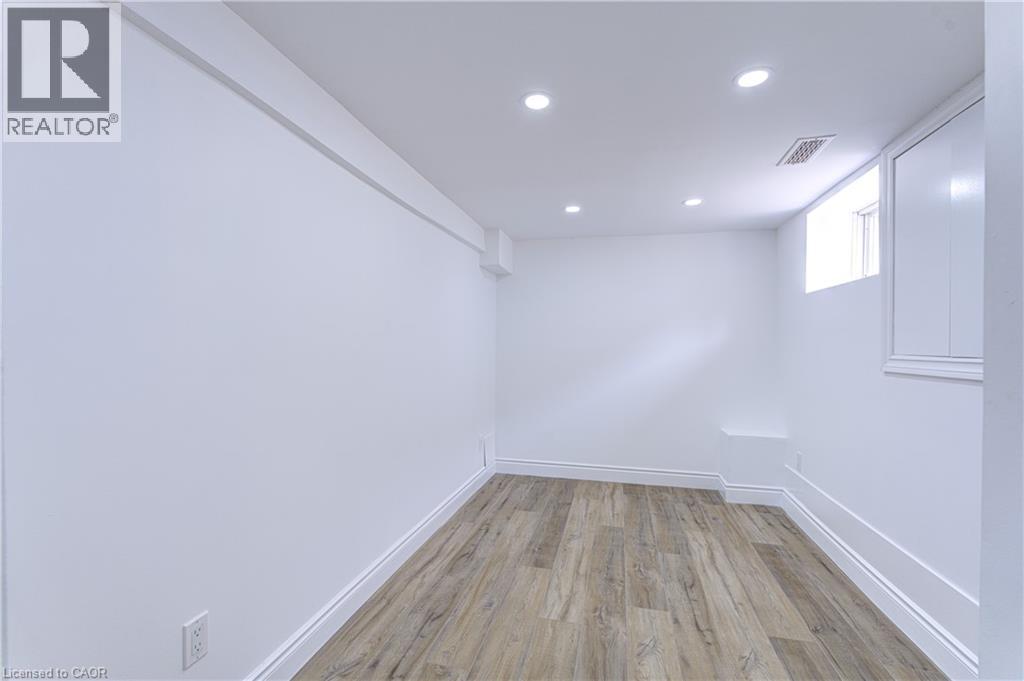 Photo 39 of 49 Harmony Avenue, Hamilton ON