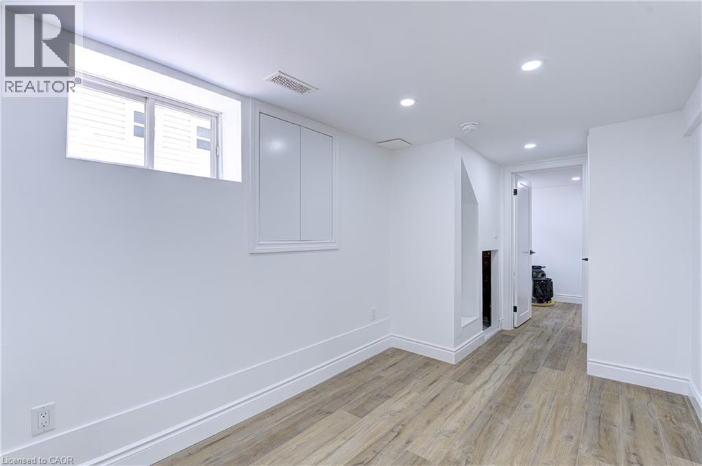Photo 4 of 49 Harmony Avenue, Hamilton ON