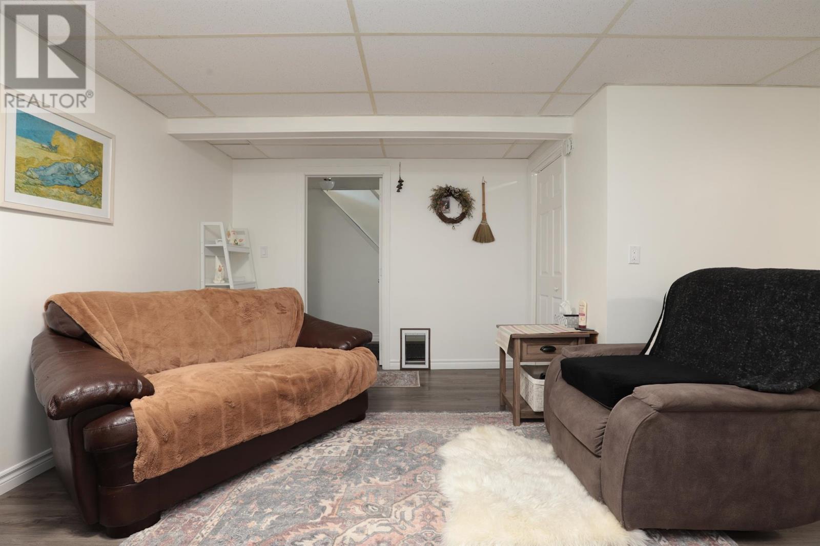 Photo 32 of 108 Smale Ave, Sault Ste Marie ON