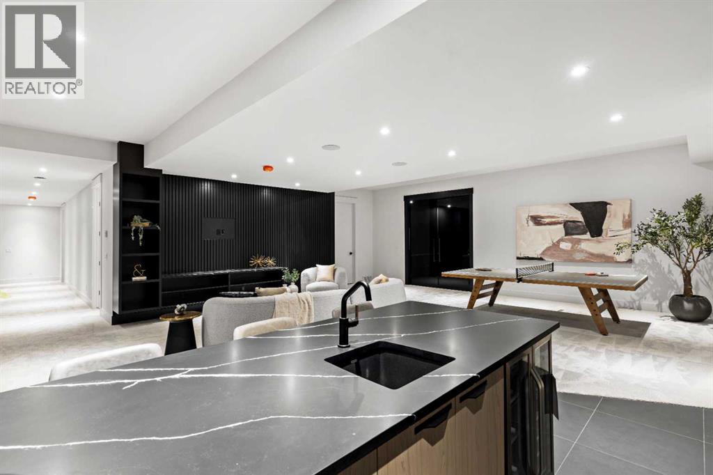 Photo 8 of 1016 Beverley Boulevard Sw, Calgary AB