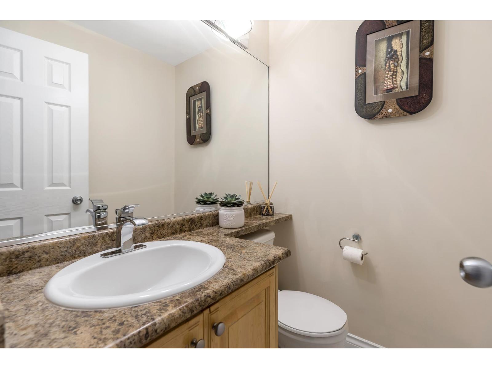 Photo 15 of 16708 64 Avenue, Surrey BC