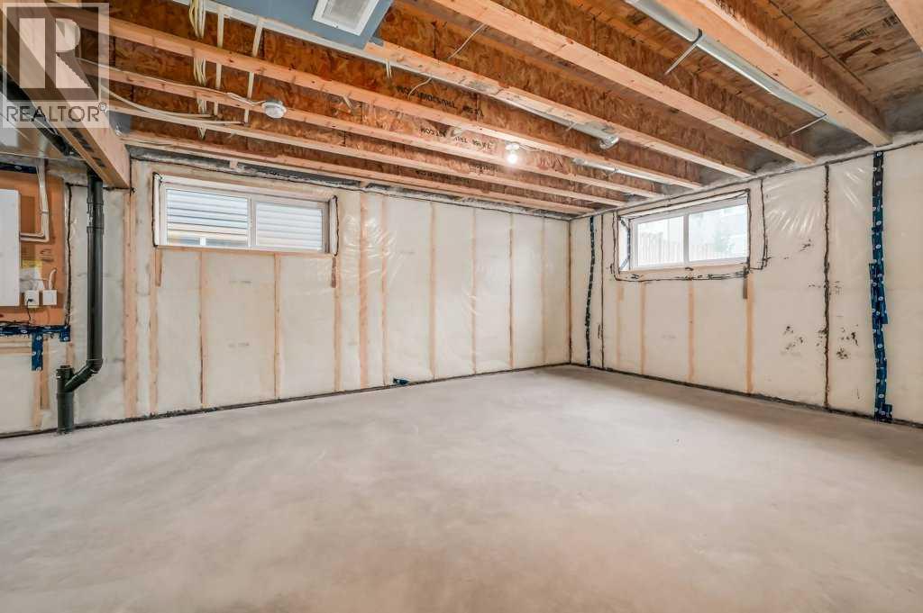 Photo 13 of 209 Buckskin Way, Cochrane AB