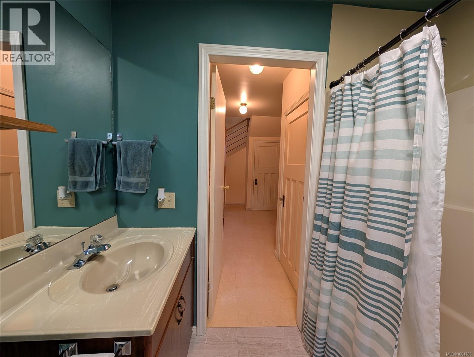 415 Halibut Hill Rd, Mudge Island