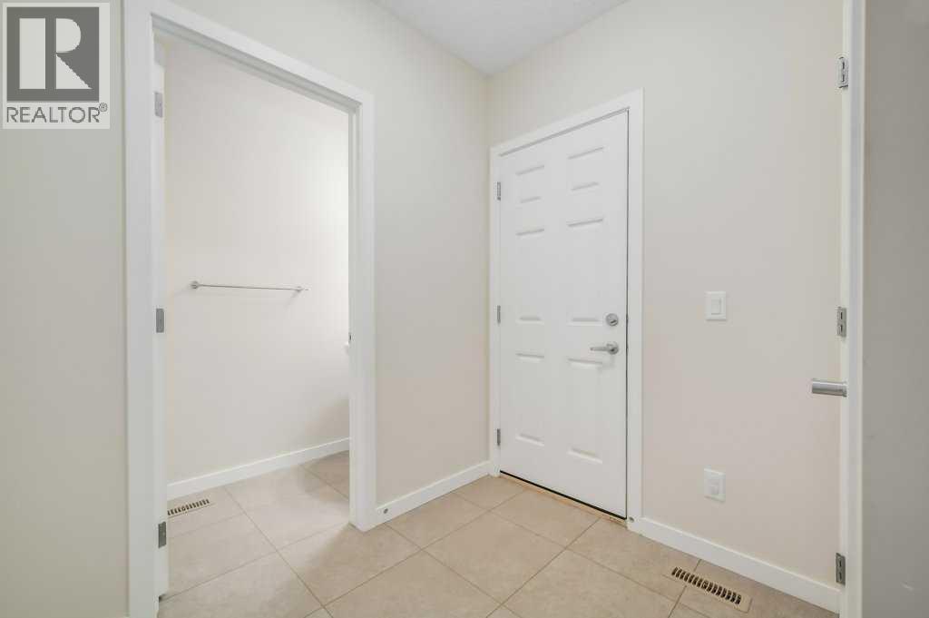 Photo 27 of 209 Buckskin Way, Cochrane AB