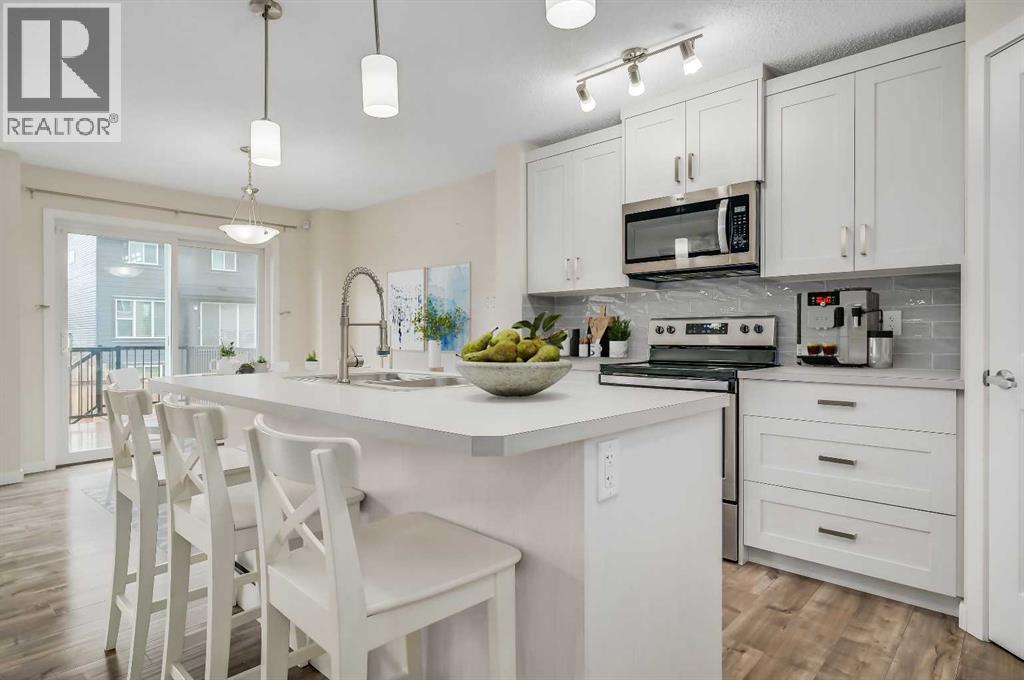 Photo 24 of 209 Buckskin Way, Cochrane AB