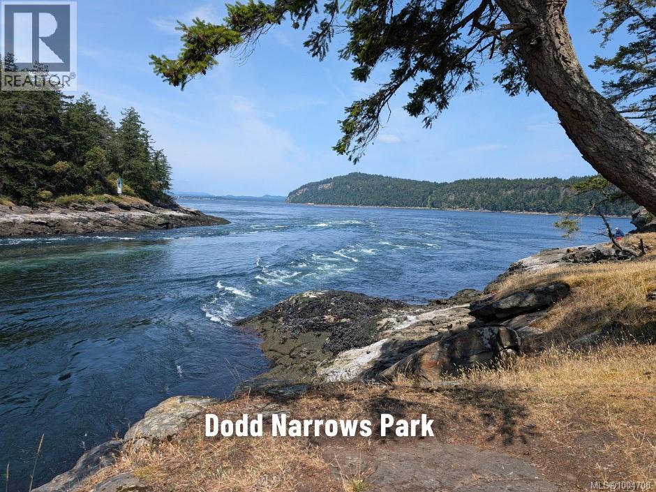 415 Halibut Hill Rd, Mudge Island
