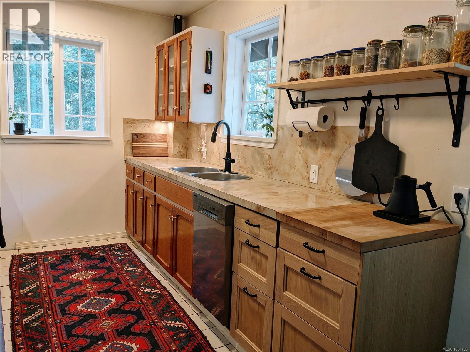 415 Halibut Hill Rd, Mudge Island