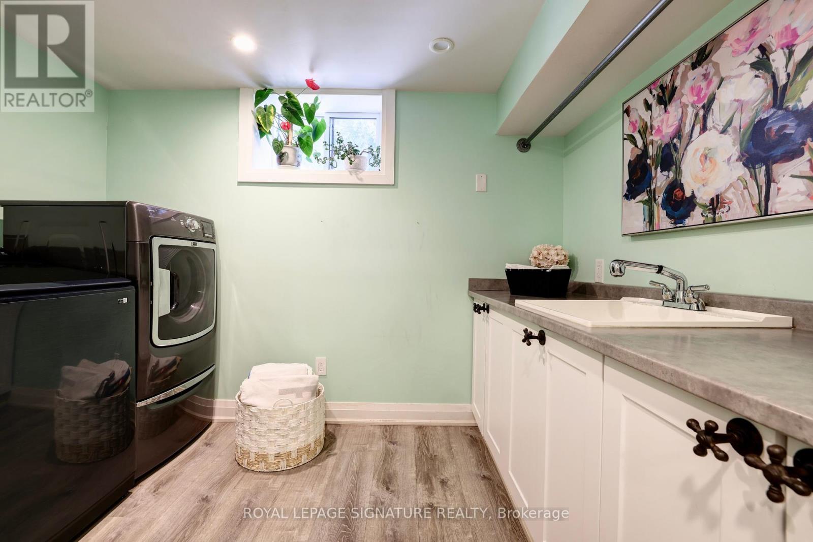 Photo 22 of 21 Harper Road, Brampton ON