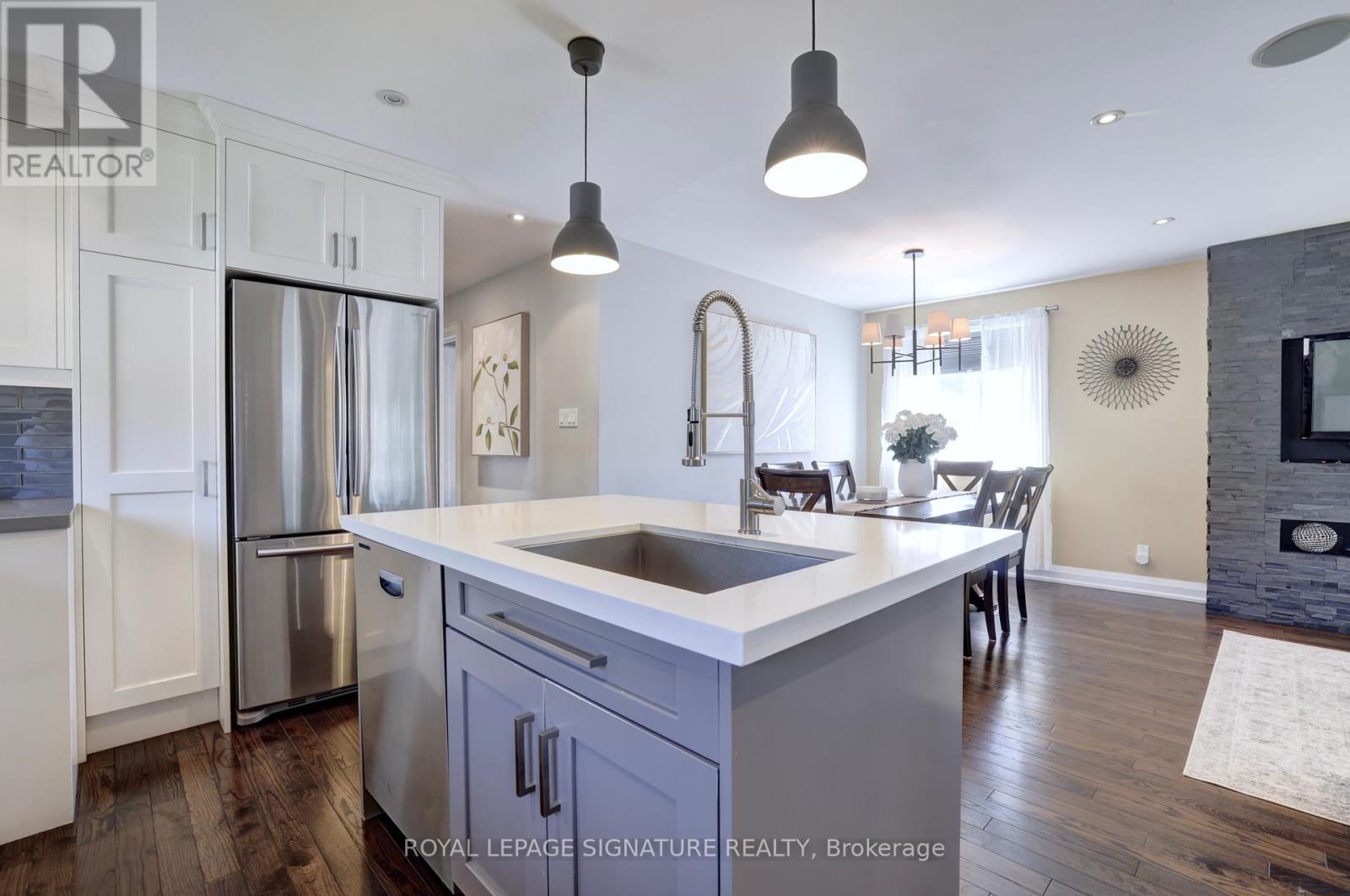 Photo 8 of 21 Harper Road, Brampton ON