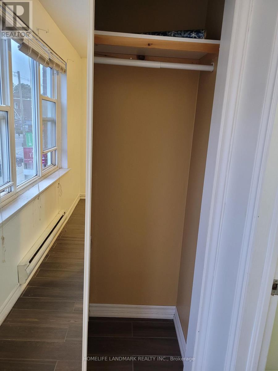 Photo 11 of 2 20 Roncesvalles Avenue, Toronto ON