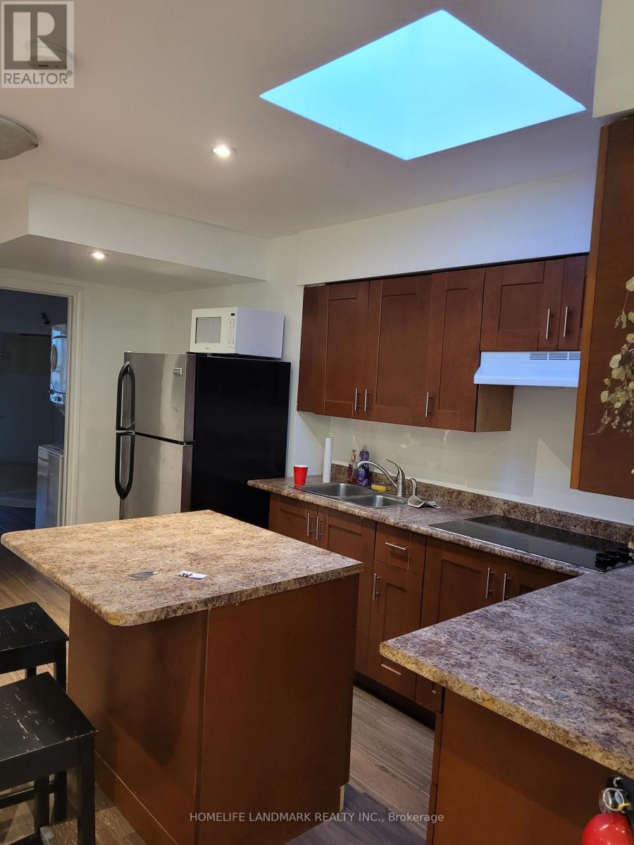 Photo 8 of 2 20 Roncesvalles Avenue, Toronto ON