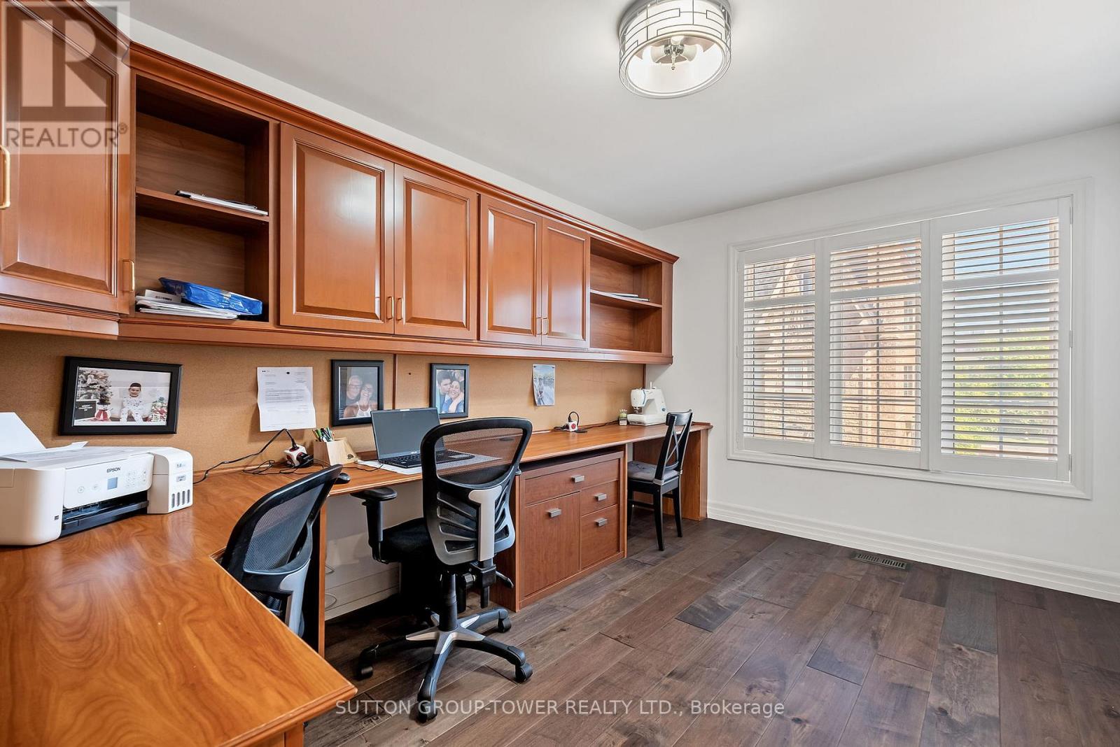 Photo 13 of 11 544 C Scarlett Road, Toronto ON
