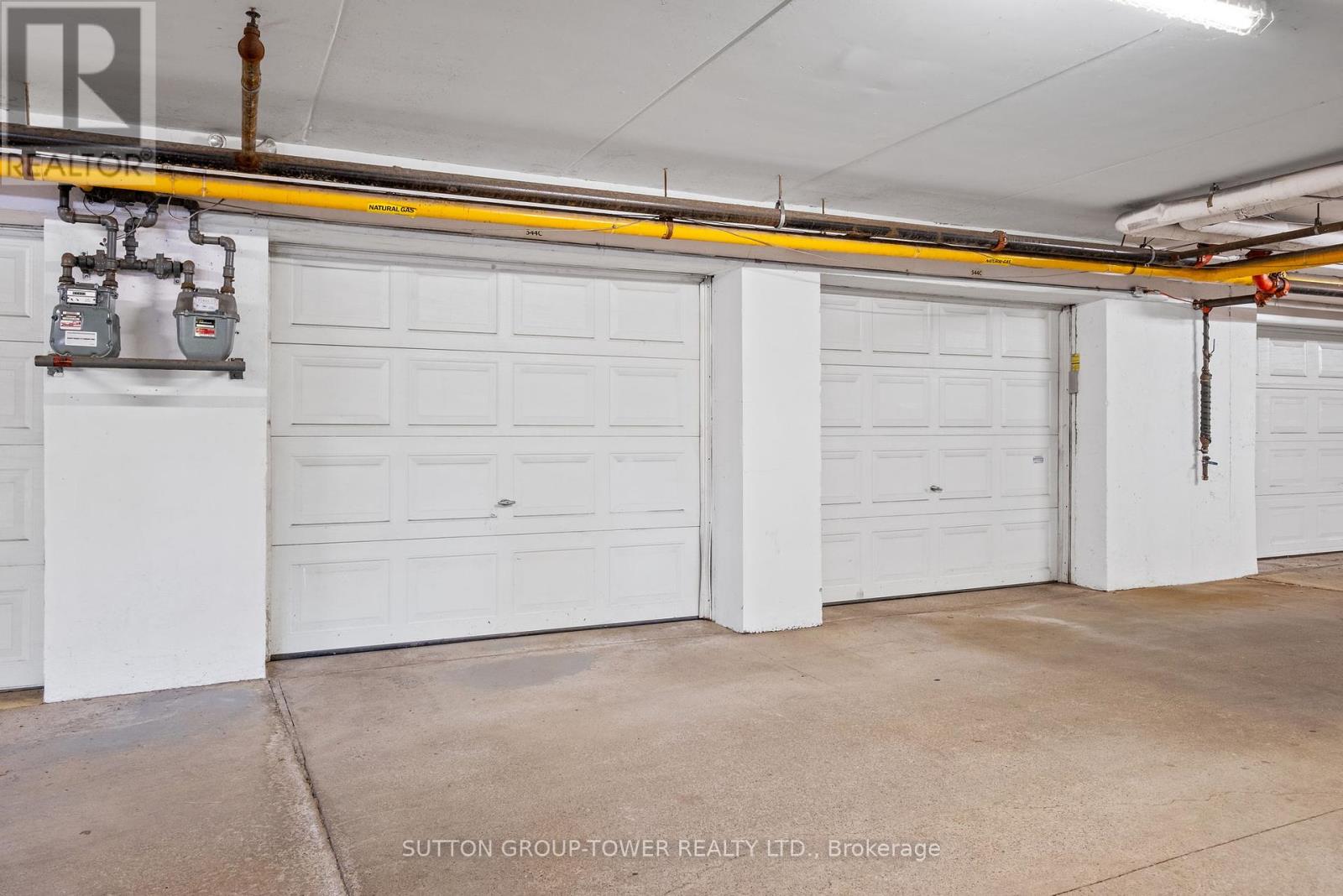 Photo 22 of 11 544 C Scarlett Road, Toronto ON