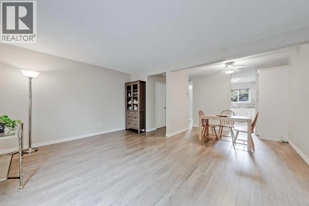 Photo 8 of 26 219 90 Avenue Se, Calgary AB