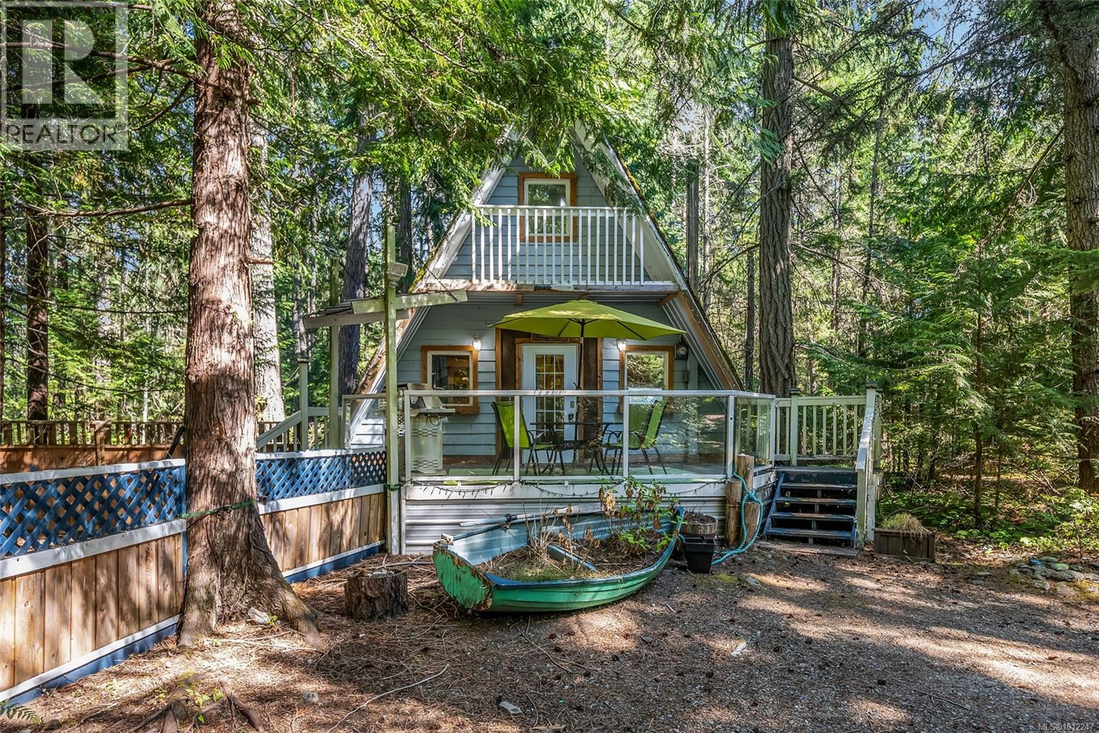 Photo 11 of 505 Baylis Rd, Qualicum Beach BC