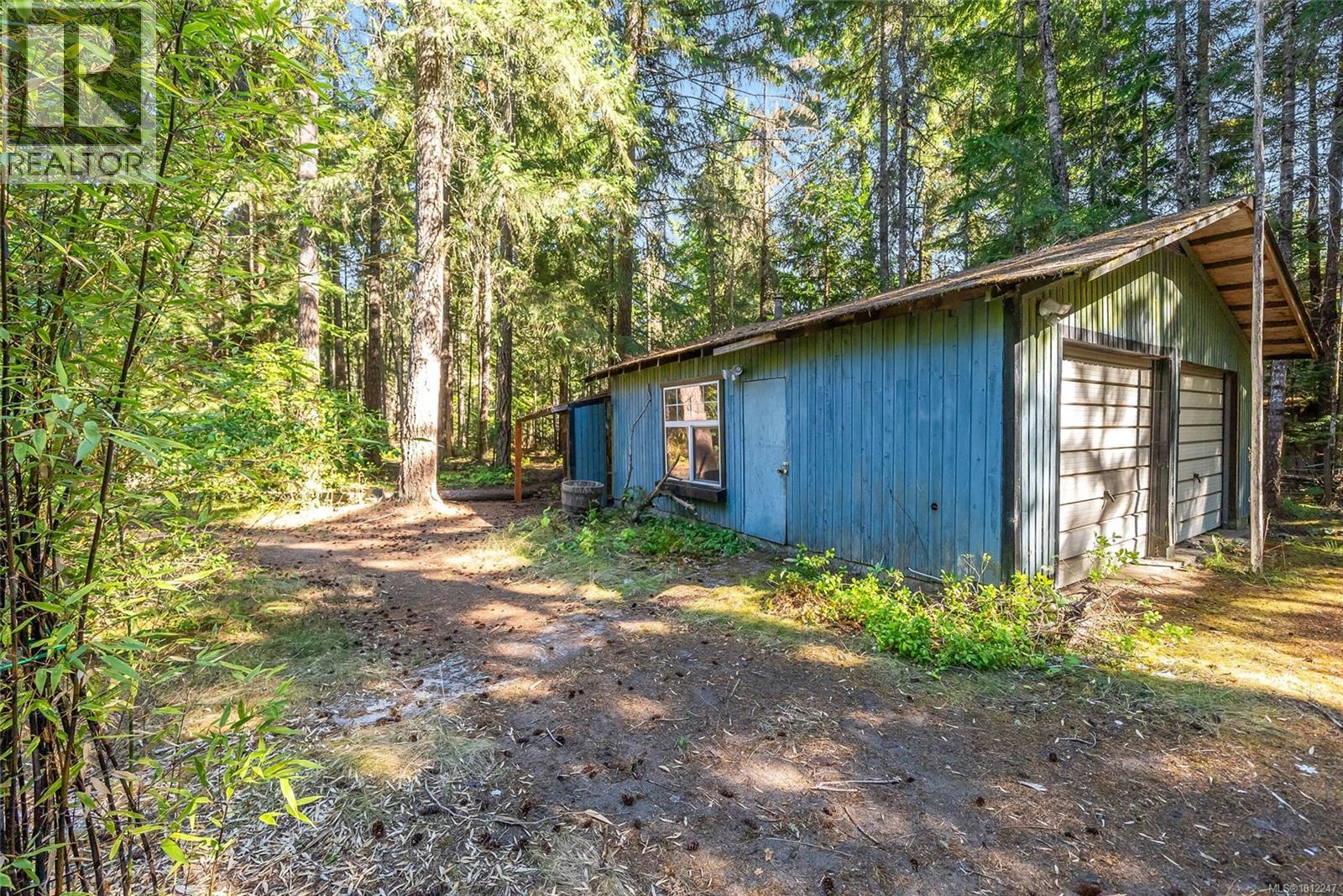 Photo 48 of 505 Baylis Rd, Qualicum Beach BC