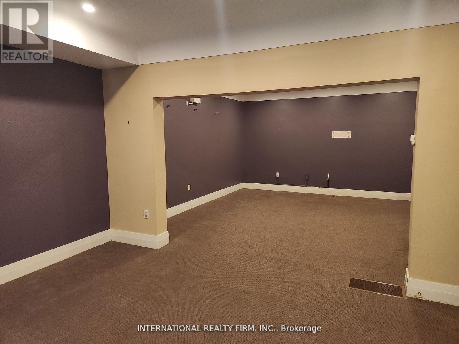 Photo 8 of 1309 King Street E, Hamilton ON
