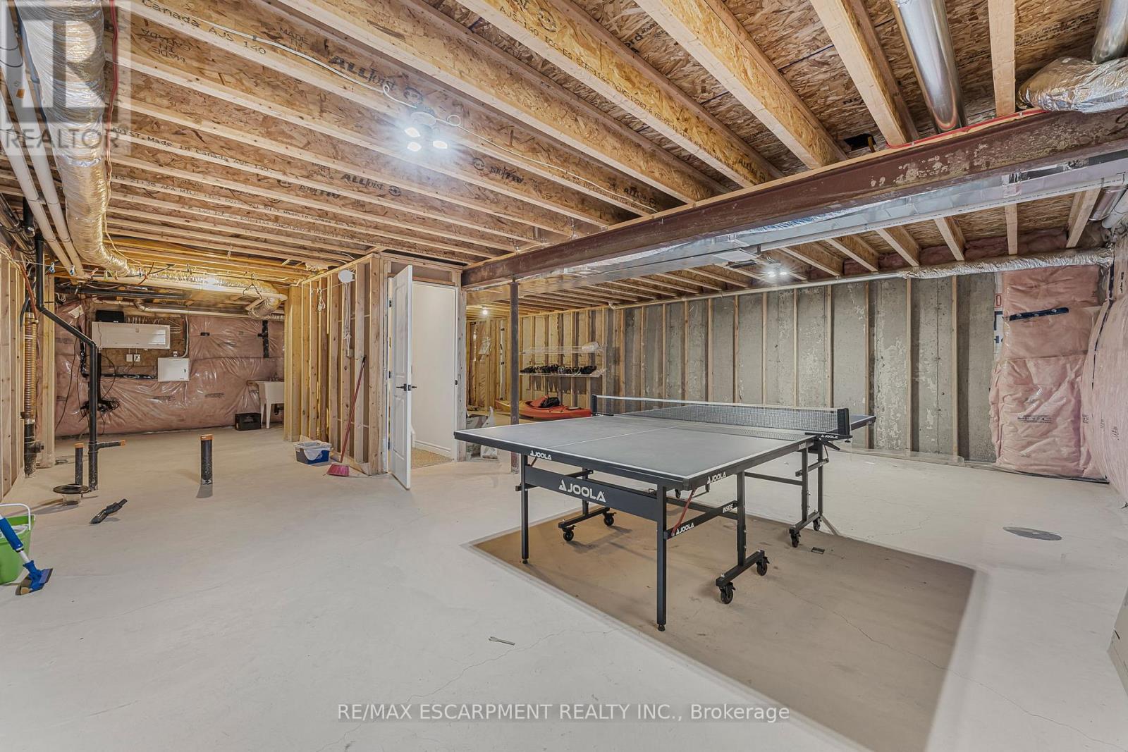 Photo 4 of 5 2848 King Street, Lincoln ON