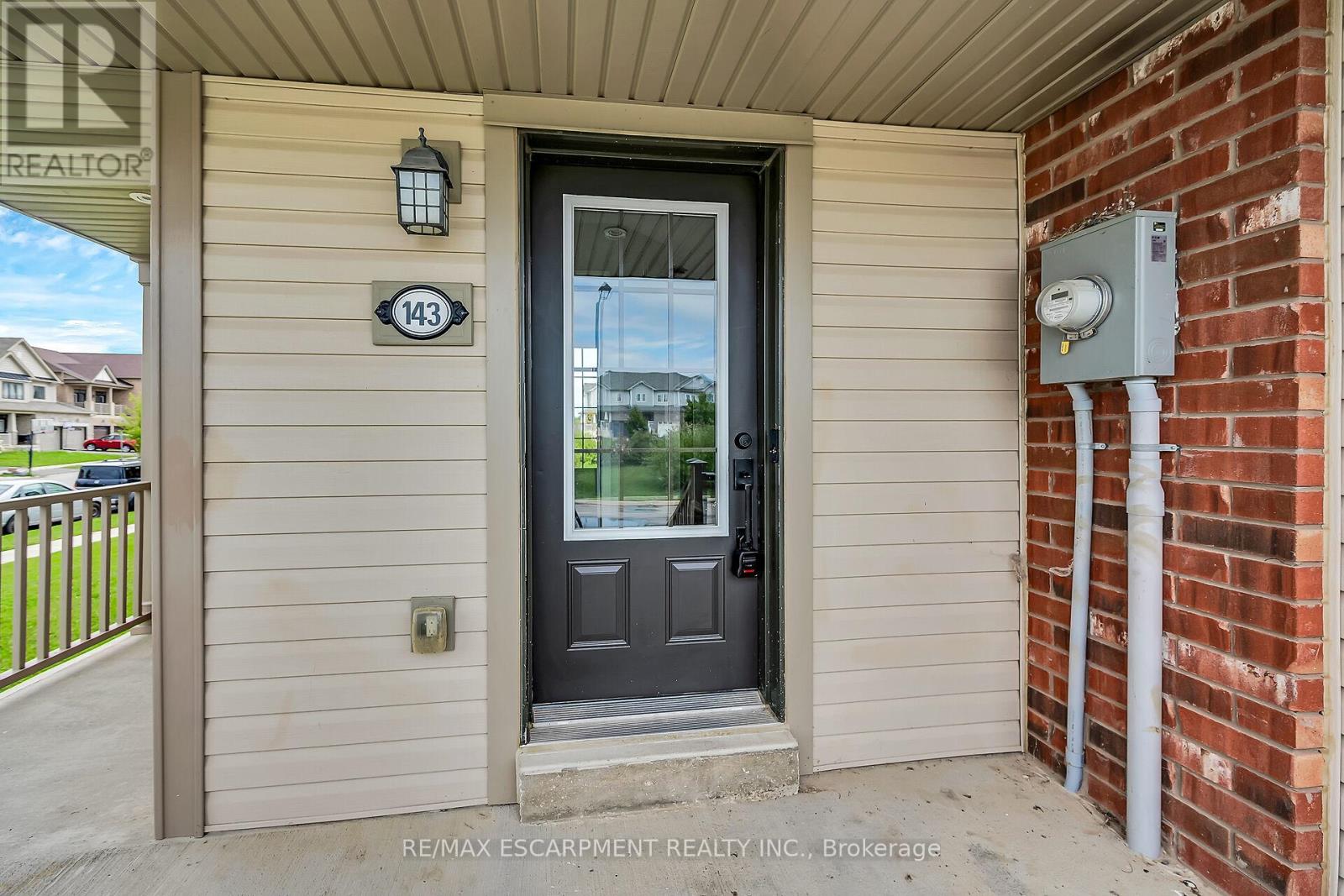 Photo 6 of 143 Thompson Road, Haldimand ON