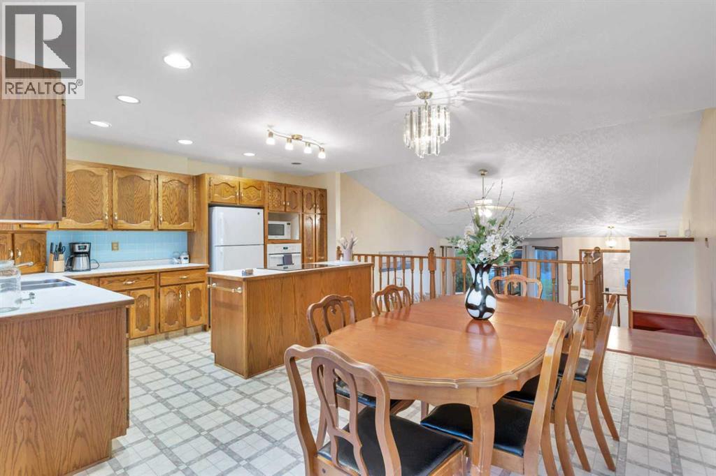Photo 24 of 1 Willow Street, Sylvan Lake AB
