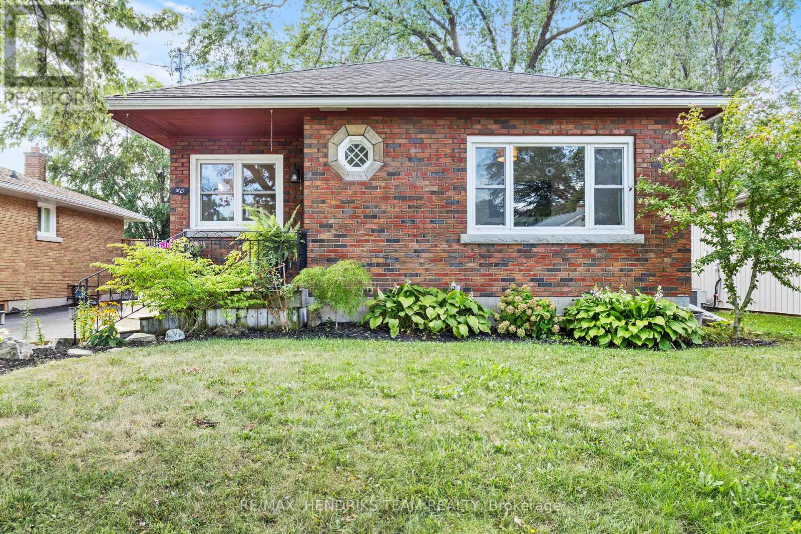 Photo 31 of 40 Alexandra Boulevard, St Catharines ON