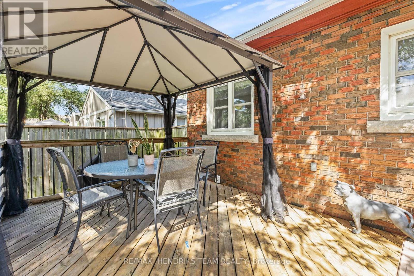Photo 35 of 40 Alexandra Boulevard, St Catharines ON