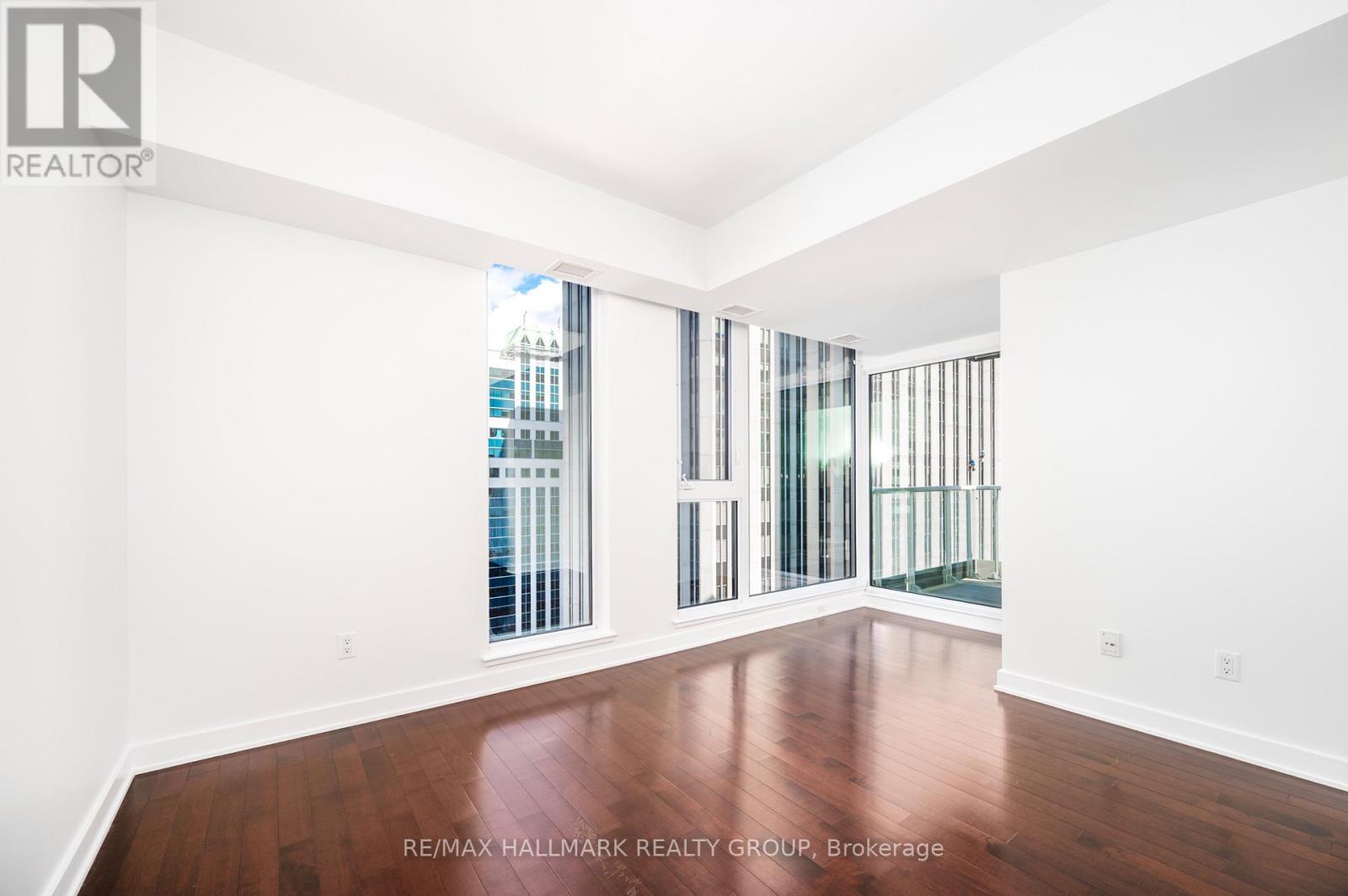 Photo 2 of 1904 179 Metcalfe Street, Ottawa ON
