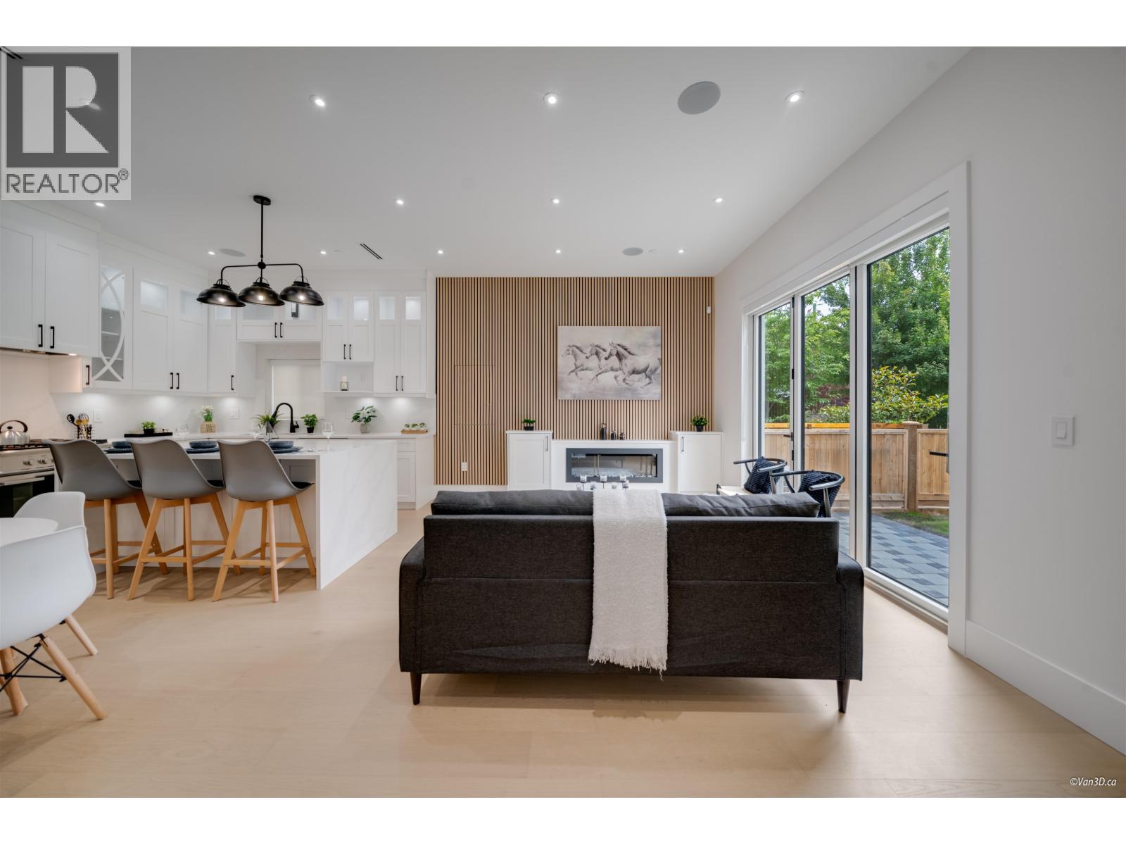 Photo 10 of 1 4463 Walden Street, Vancouver BC