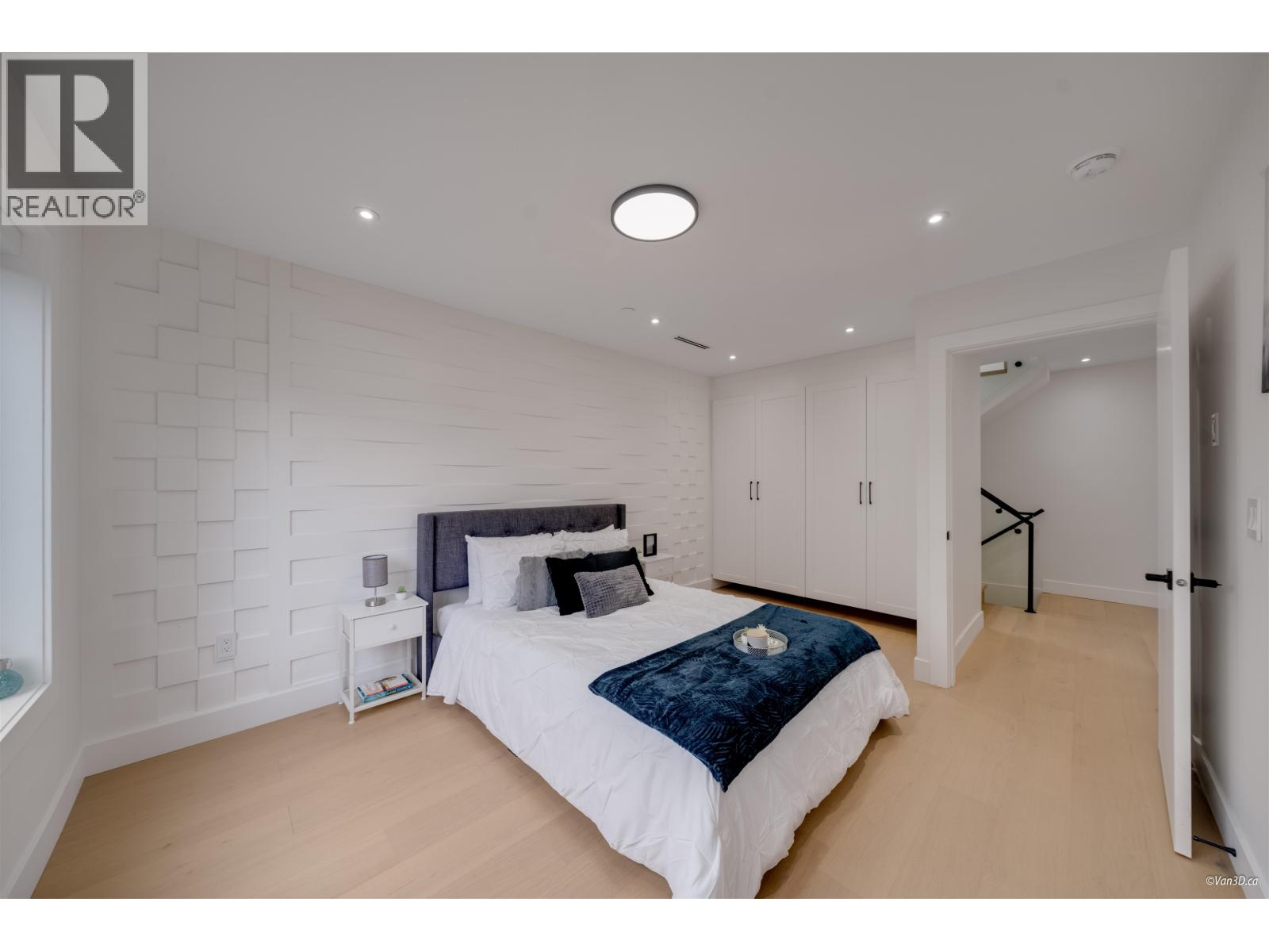 Photo 22 of 1 4463 Walden Street, Vancouver BC