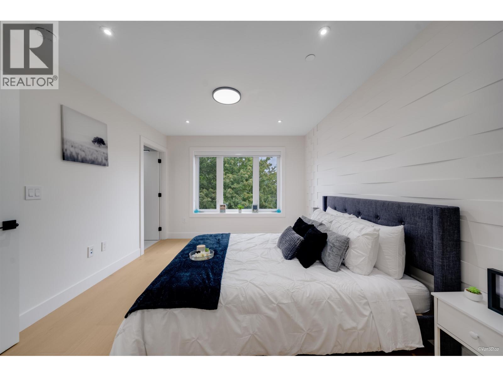 Photo 23 of 1 4463 Walden Street, Vancouver BC