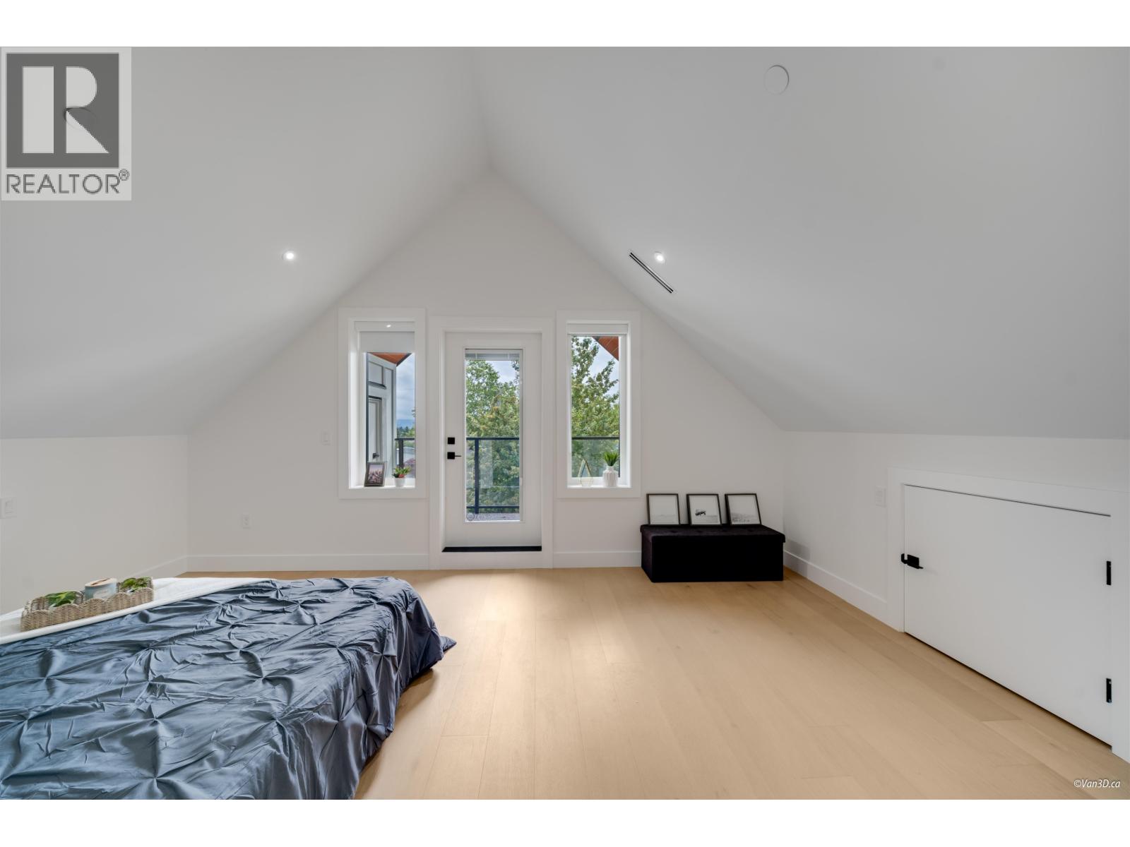 Photo 31 of 1 4463 Walden Street, Vancouver BC