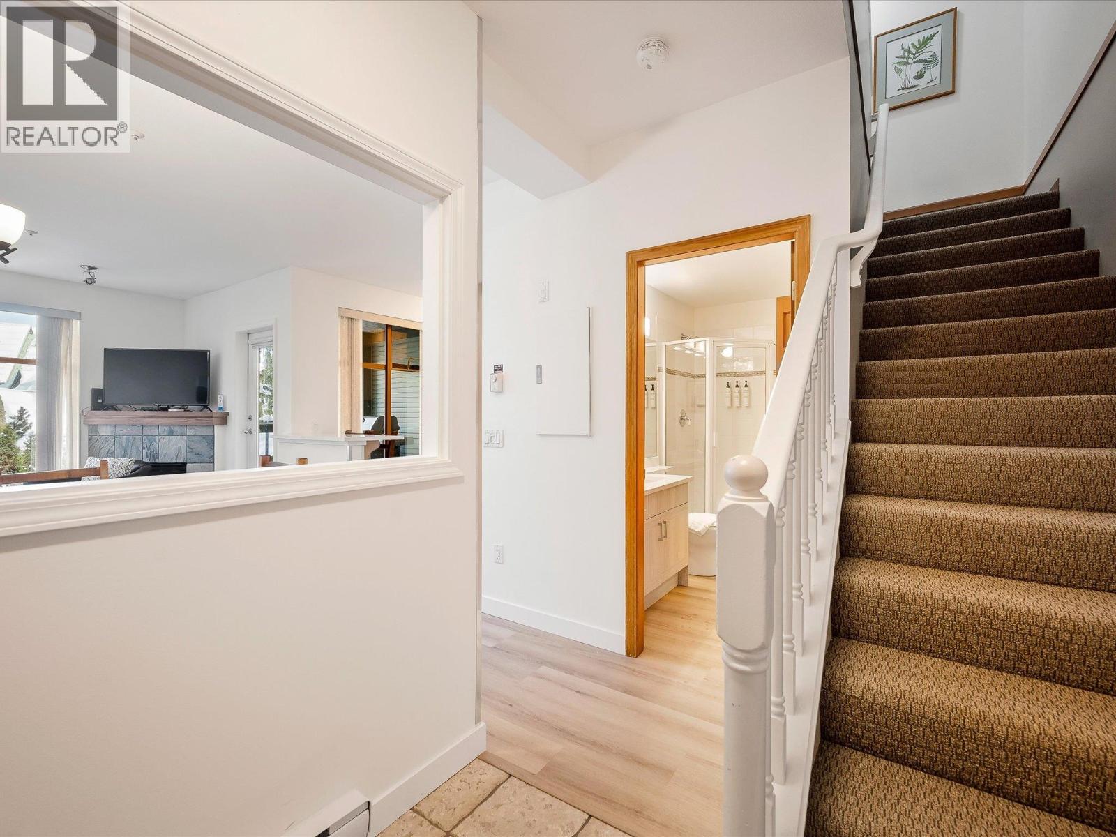 30 (50) 4355 NORTHLANDS BOULEVARD, Whistler