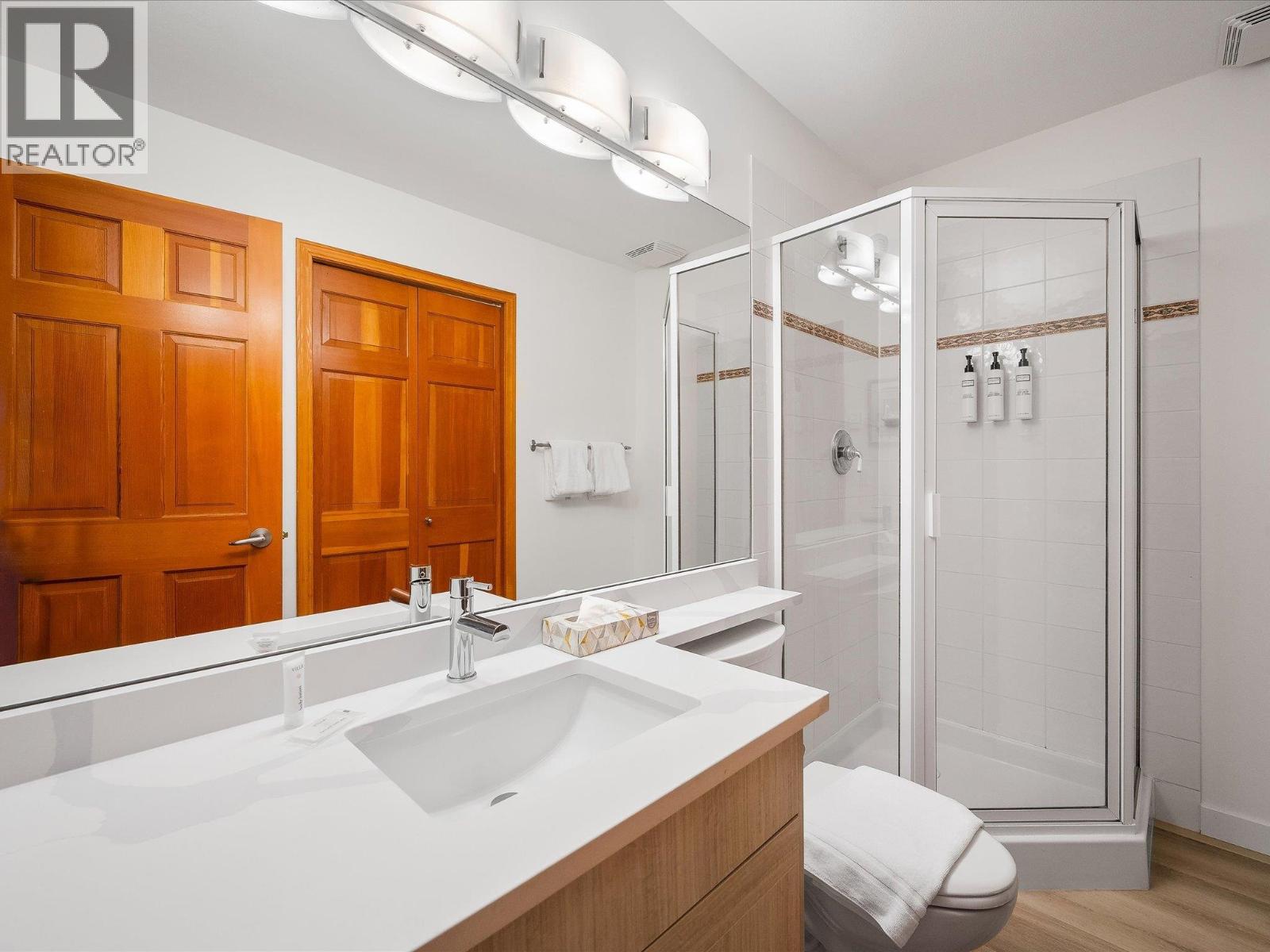 30 (50) 4355 NORTHLANDS BOULEVARD, Whistler