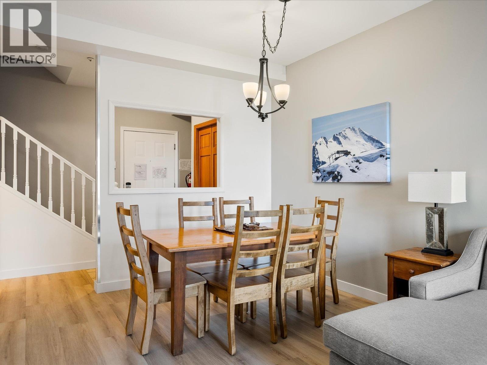 30 (50) 4355 NORTHLANDS BOULEVARD, Whistler